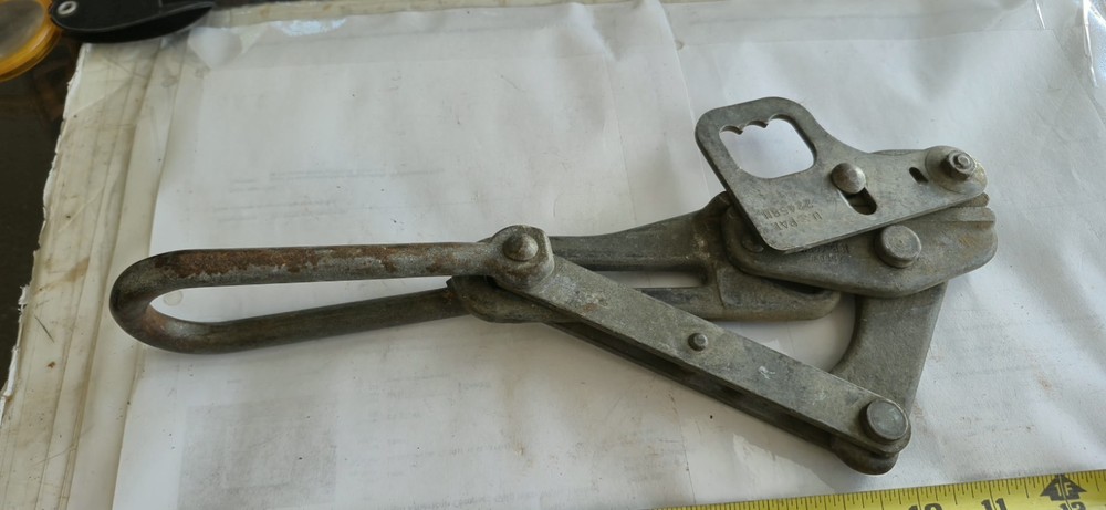 Klein 1613-40BH Chicago Grip Latch 4500lbs Cable Puller.