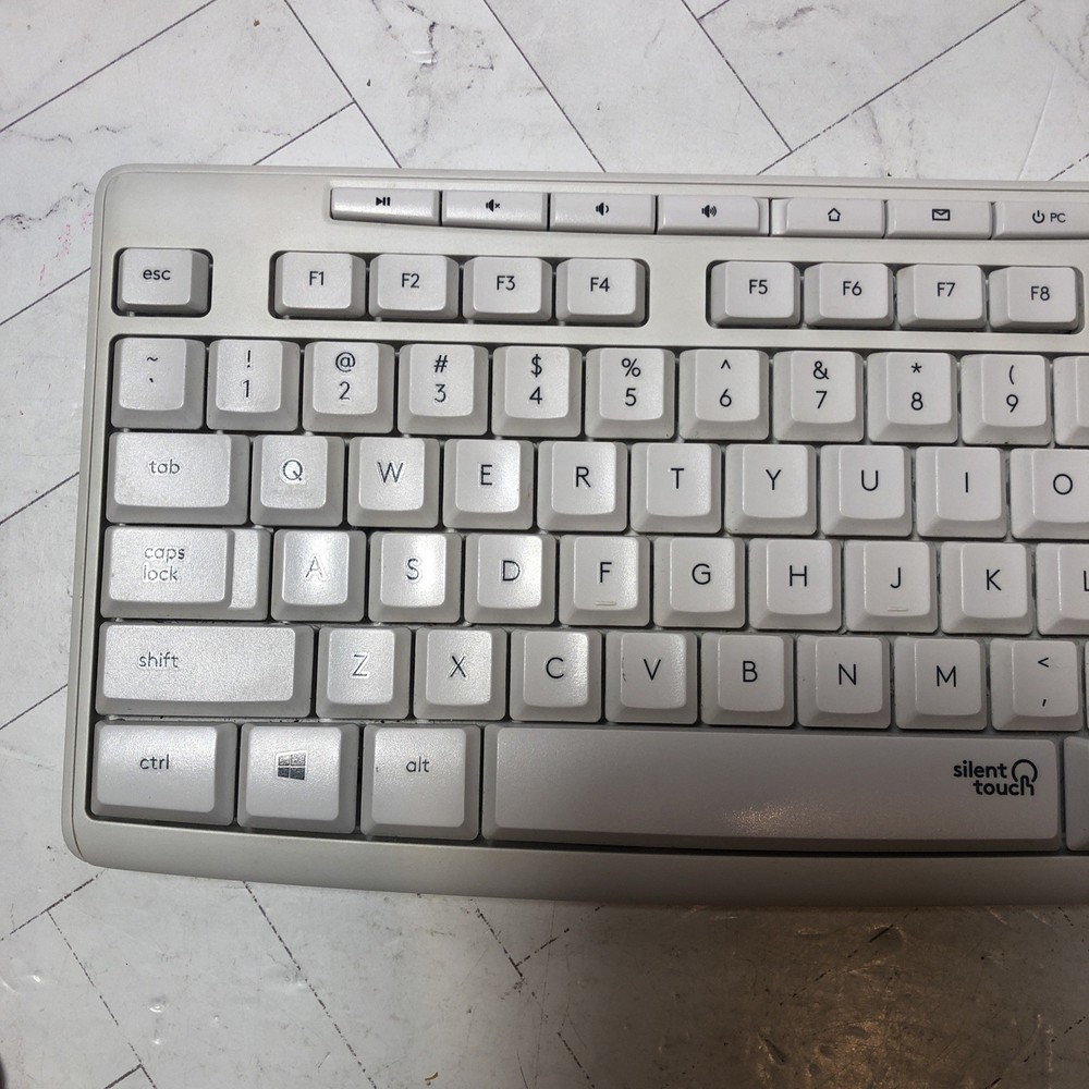 Logitech K295 Silent Touch Wireless Keyboard White w Receiver Dongle