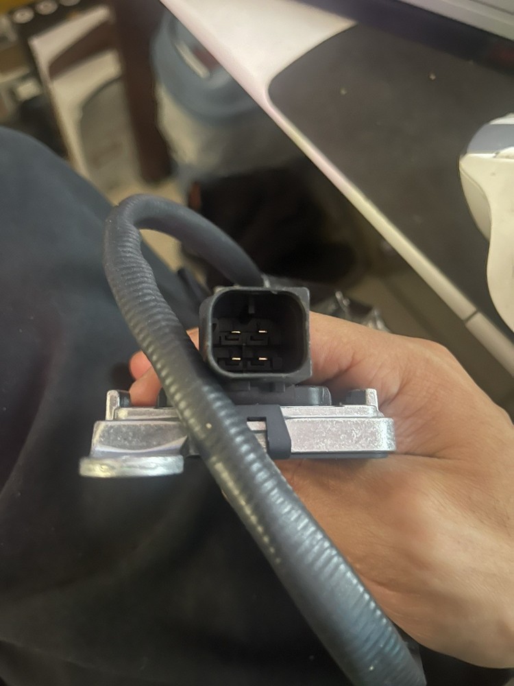 Cummins Nitrogen Oxide Sensor 4326869RX NB1500 4326869