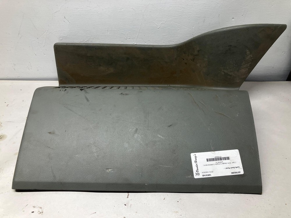 2012-2027 Kenworth T680 KICK Dash Panel - Used