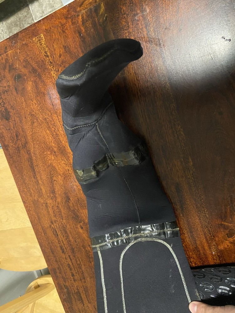Pinnacle Black Ice Drysuit (Medium)