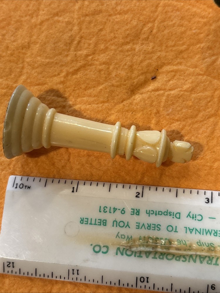 Vintage Plastic Chess Pieces. ￼ Green Felt Bottom. Hard Plastic.