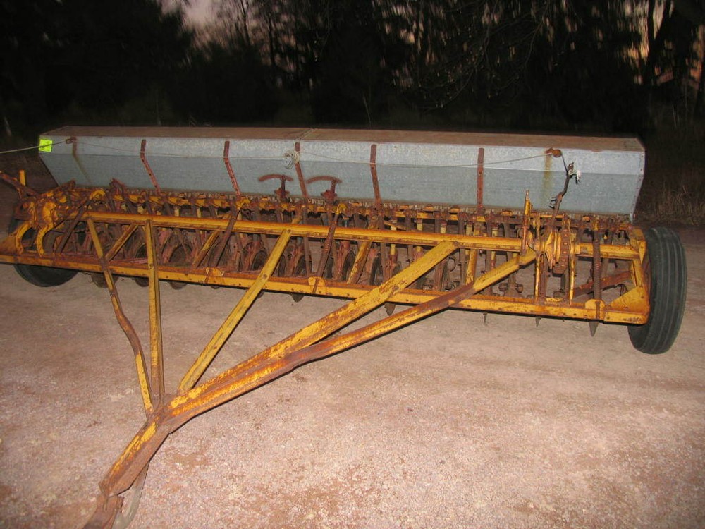 Minneapolis Moline 12' Grain Drill Seeder