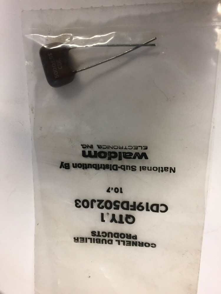 CD19FD502J03    MICA CAPACITORS 1 PCS NOS