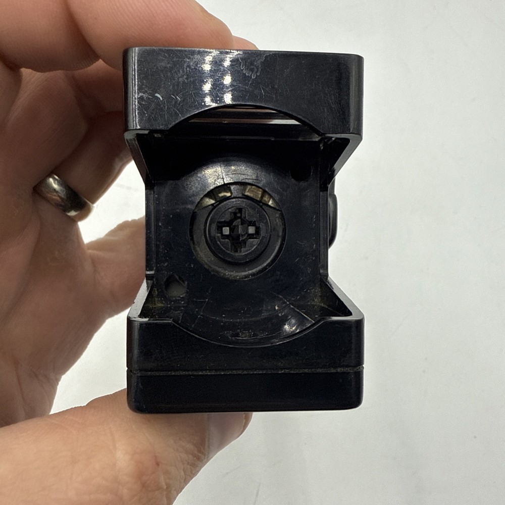 VINTAGE POLAROID FOCUSED FLASH MODEL #490