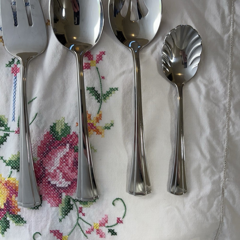 Reed & Barton BOULEVARD Stainless 5pc Hostess Serving Set - Ridges Glossy