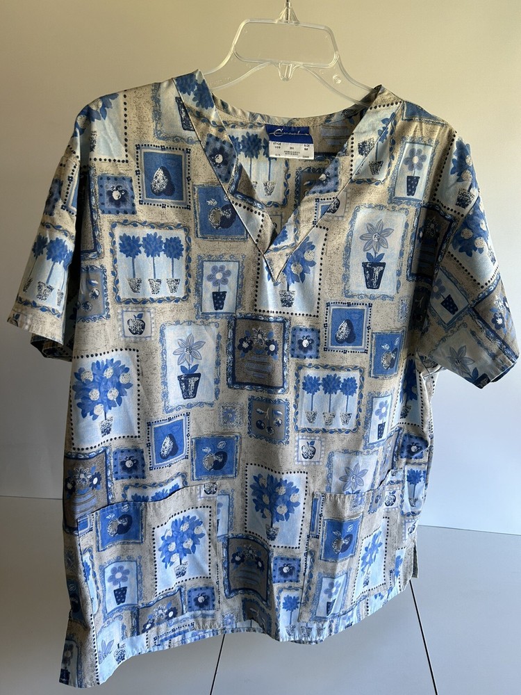 Crest Scrub Top Size M