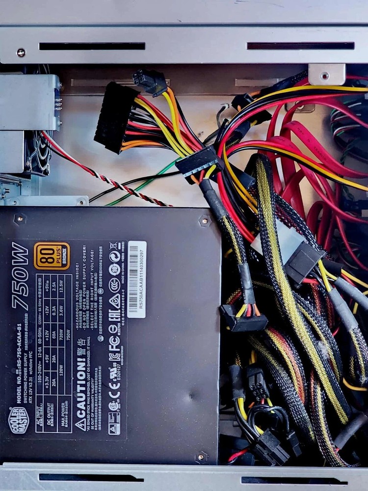 *100% UNTESTED* PROAVIO DESKTOP RAID ARRAY WITH INTERNAL STORAGE CONTROLLER