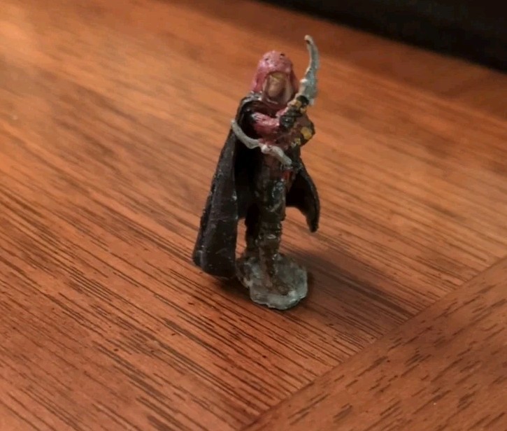 D&D Human Rogue Hand Painted Tabletop Mini (Red/Black)