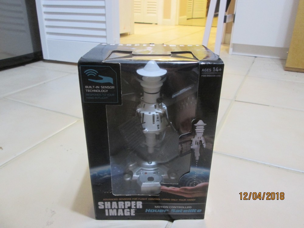 Sharper Image Hover Motion Controlled Satellite New In Box