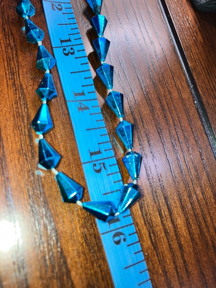 Turquoise Colored Cone Beaded Necklace!