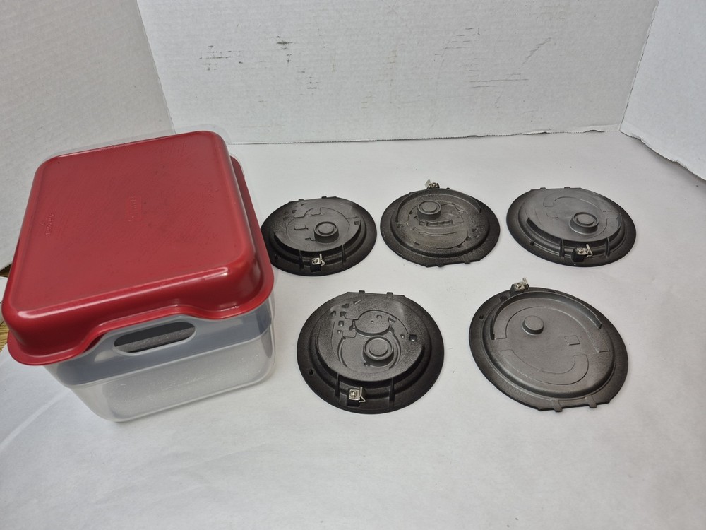 5 Dash Mini Removable Waffle Plates 4'' Non-Stick W/ Case