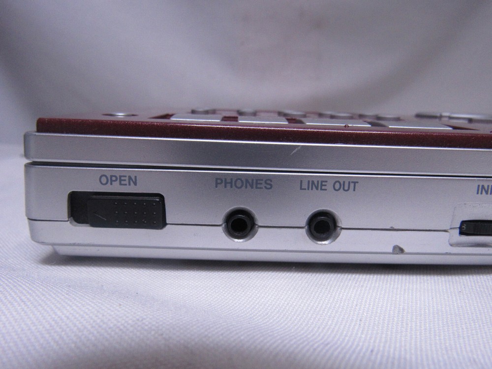 TASCAM CDGT2 Portable CD Guitar Trainer