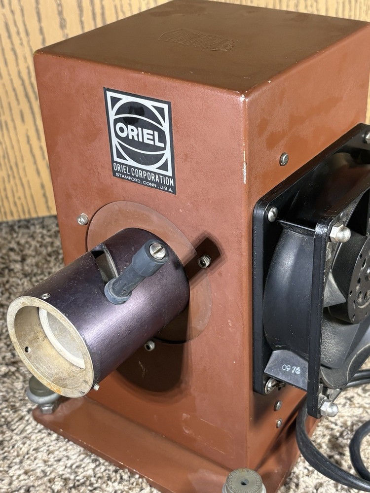 ORIEL CORPORATION 6183 XENON LIGHT SOURCE