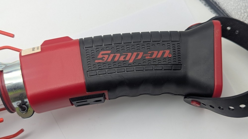 SNAP ON TOOLS 120V Shop work Light Standard Bulb Socket NICE CONDITION