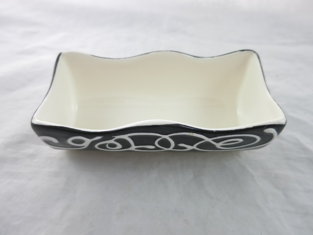 Ann Mallory Americaware Black White Swirl Modern Butter Dish Cover Handpainted