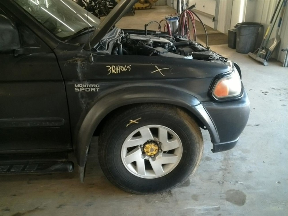 MONTEROSP 2002 Keys/Latches/Locks 104920134