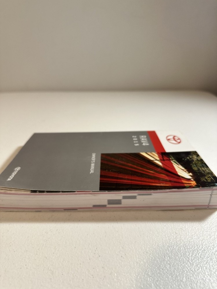 2015 Toyota RAV4 Owners Manual Set