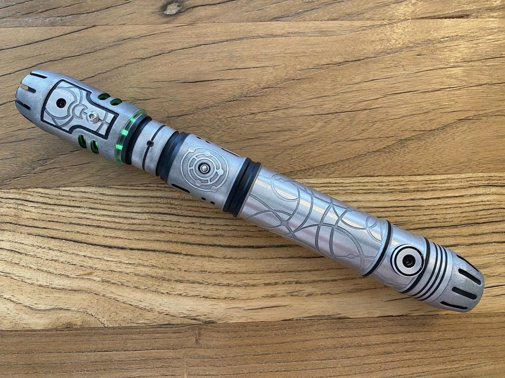 Sabertrio Vektra Custom Light Saber Installed Green Colored Ignition Button CFX