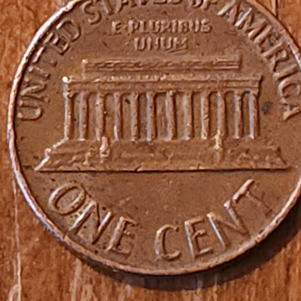 1969 D Lincoln Penny Error, Floating Roof, Missing FG Circulated