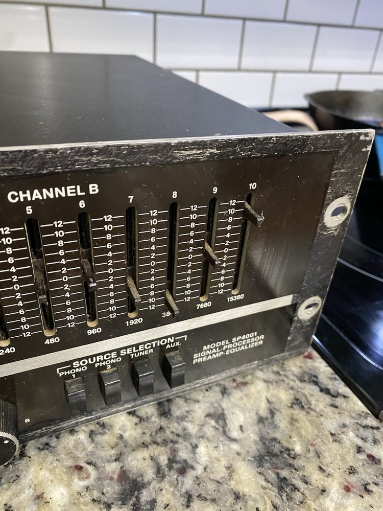 Soundcraftsmen SP 4001 Preamplifier-Equalizer **READ**