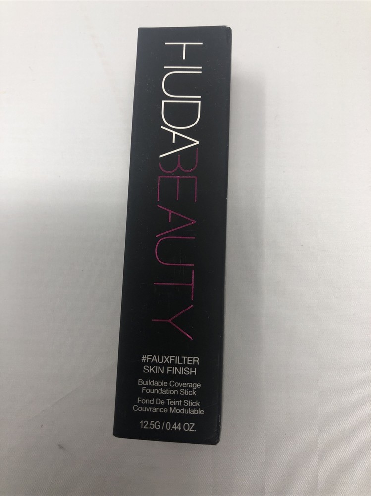 Huda Beauty #Fauxfilter Buildable Coverage Foundation Stick *vanilla*