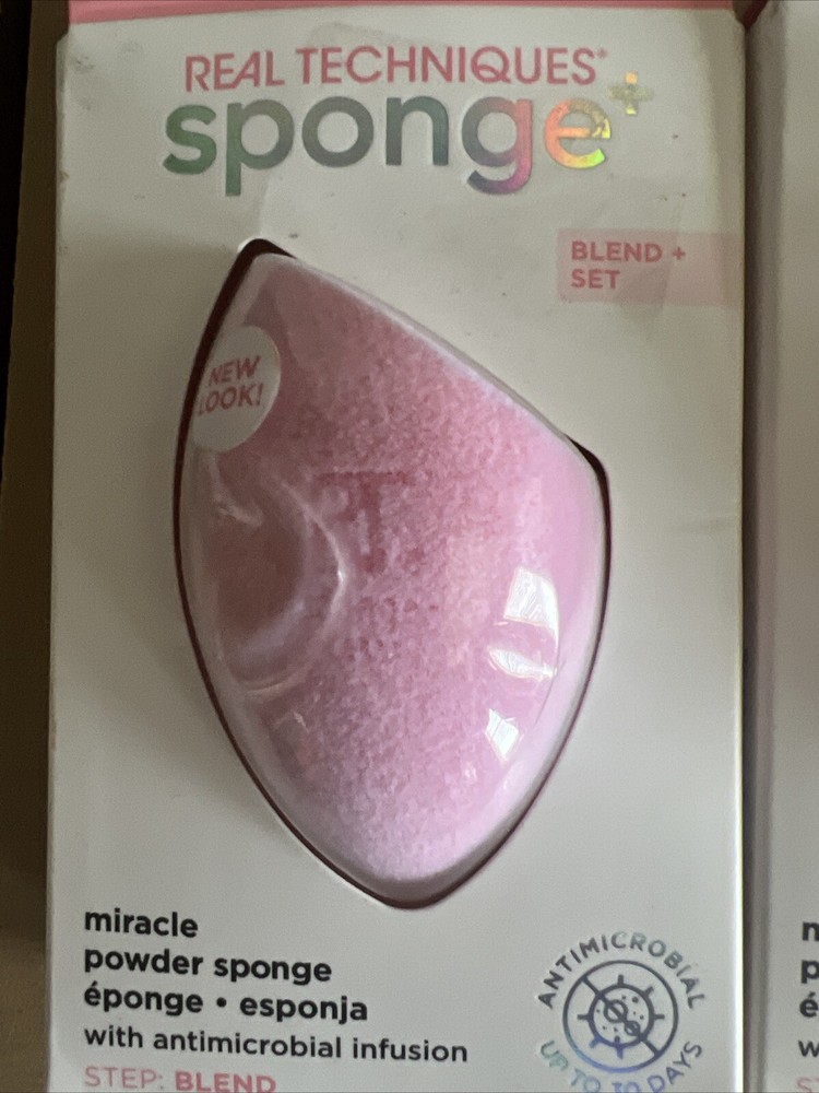 2 - REAL TECHNIQUES Sponge Miracle Complexion Makeup Sponge Powder Sponge