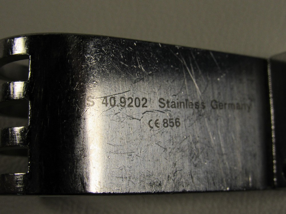 gSource GS 40.9202 Initial Incision Retractor Short Blade Curved Round 25mm STD.