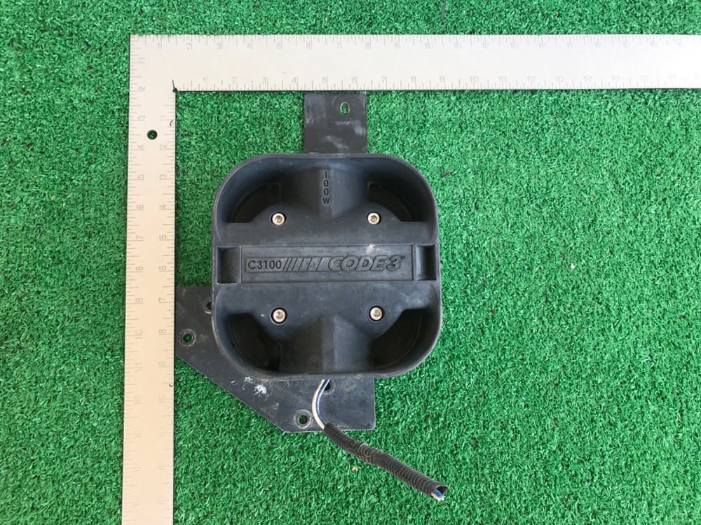 Code 3 C3100 100 Watt Siren Speaker only with Bracket  #10