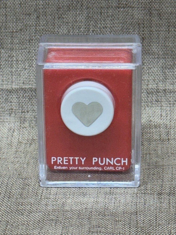 Carl Paper Punch - Heart