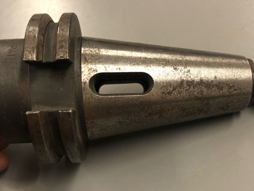 Lyndex CAT40 MT 2 Morse Taper Milling Machine Tool Holder, Thru Coolant Stud