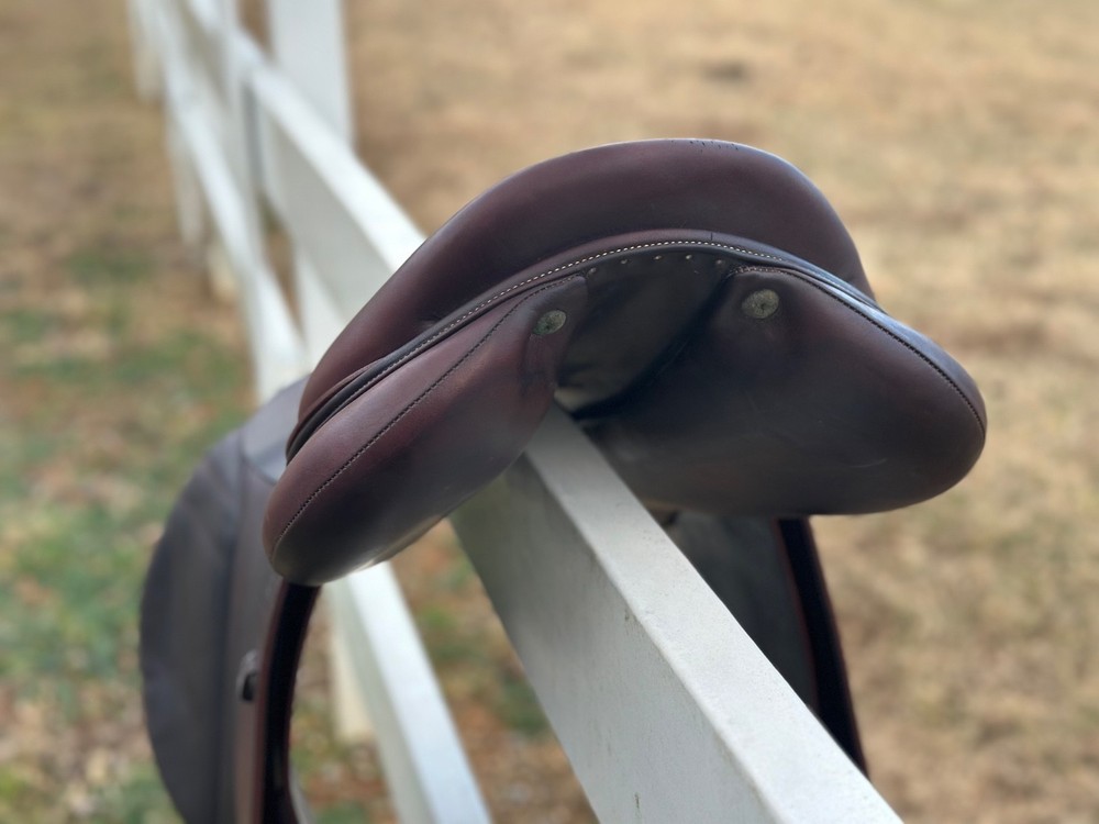 Devecoux Barritz 2AA Med Tree Butter Soft Excellent Condition