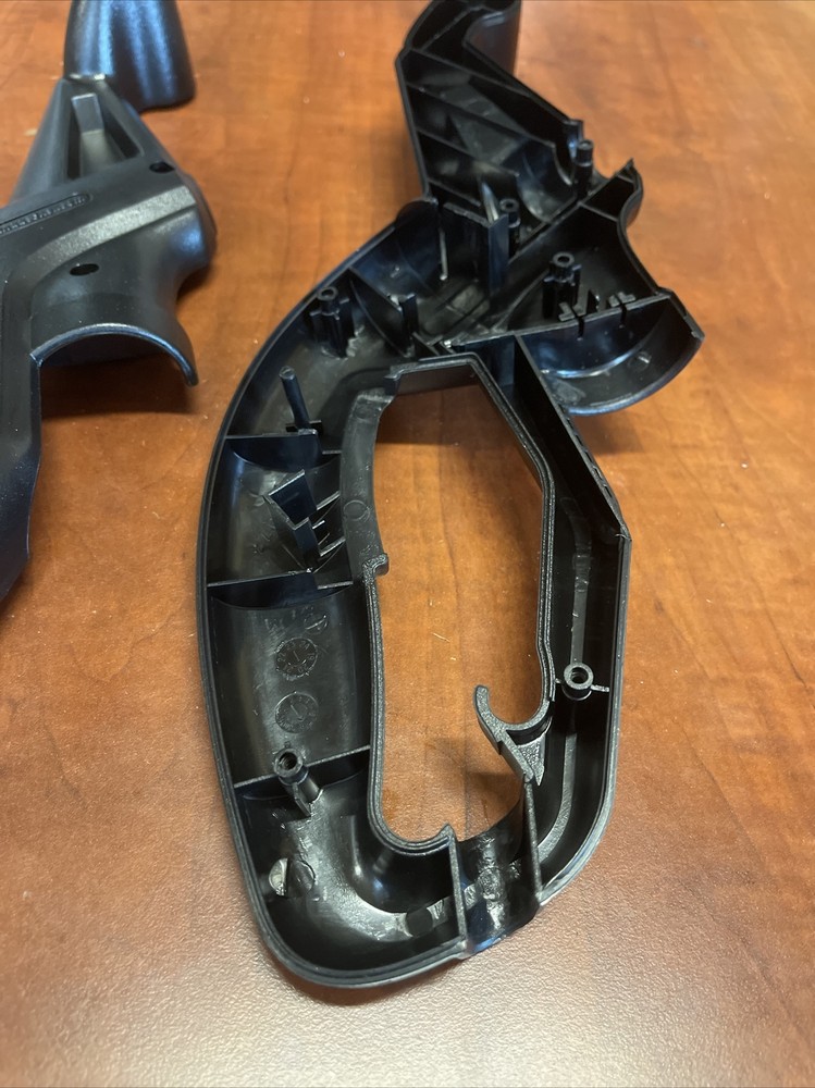 New OEM Part Rear Handle Ass Black&Decker Electric String Trimmer ST7700 Type 4
