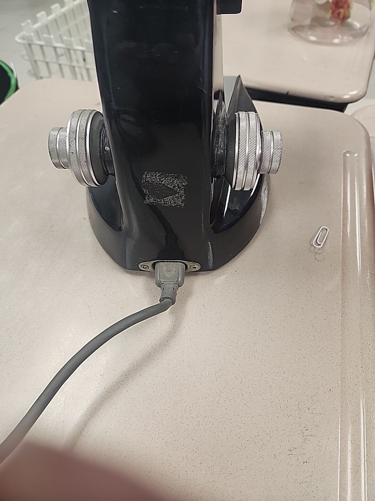 Vintage GRAF APSCO MICROSCOPE 900 Series Powers Up But Untested Beyond That