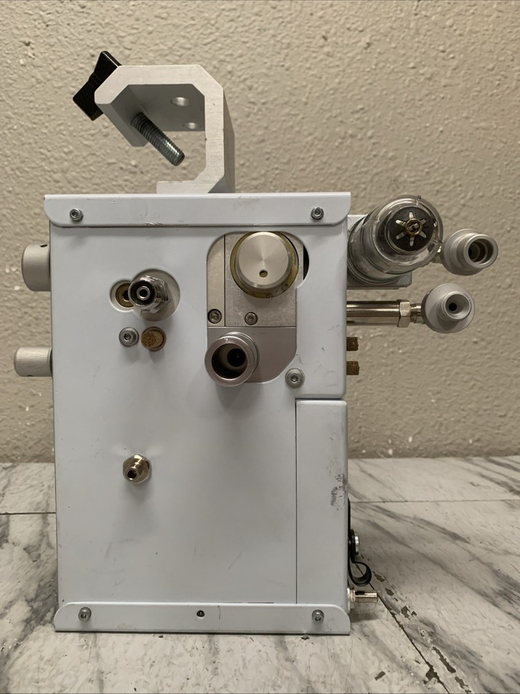 ARABELLA HAMILTON MEDICAL 158000 Ventilator