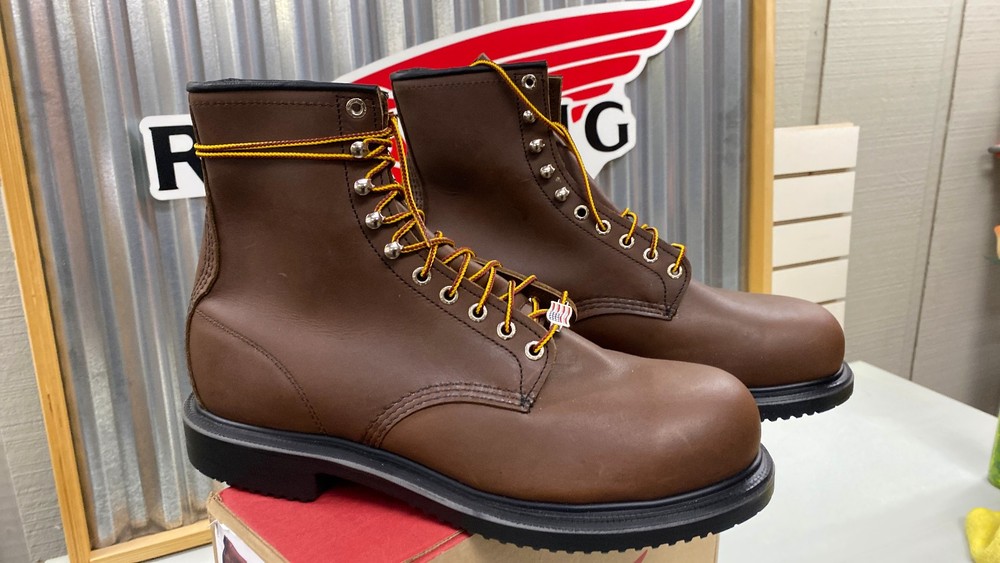 RED WING 2233 13 A WORK BOOT NEW IN BOX WITH