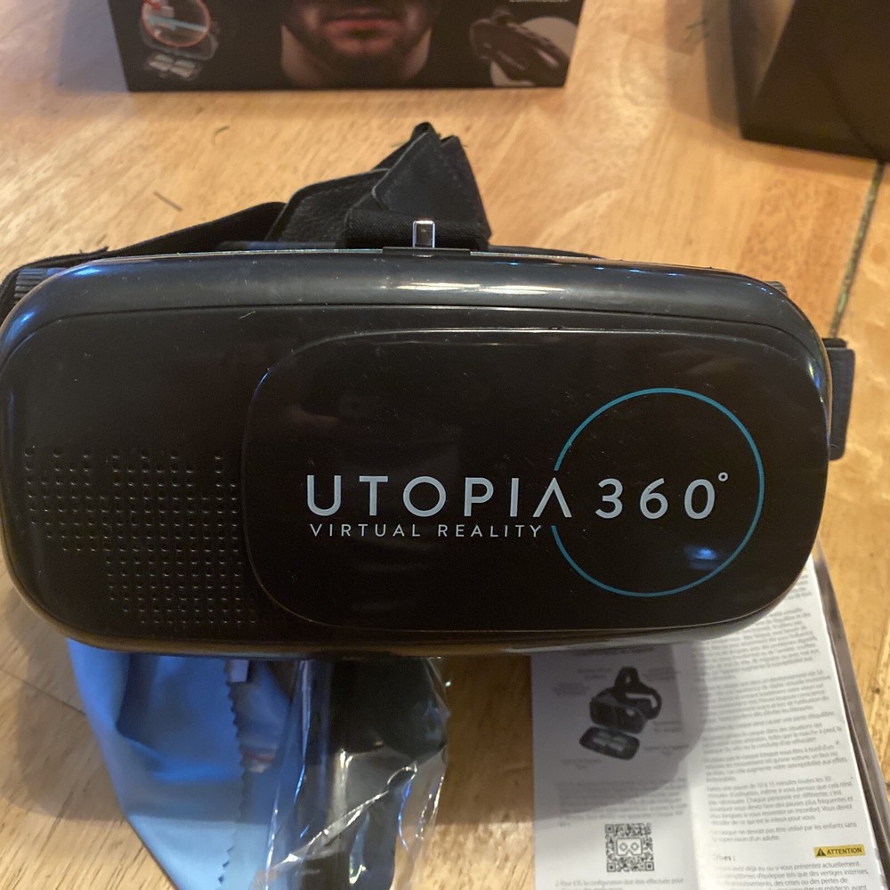 Virtual Reality 3D Headset Bluetooth Controller ReTrak Utopia 360 Smartphone