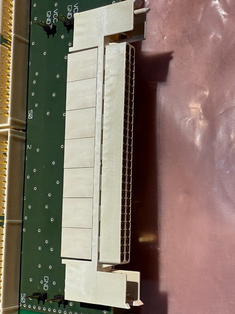 3585.7280.00 PCB Developer Breakout-Board 2 090002-222 Development