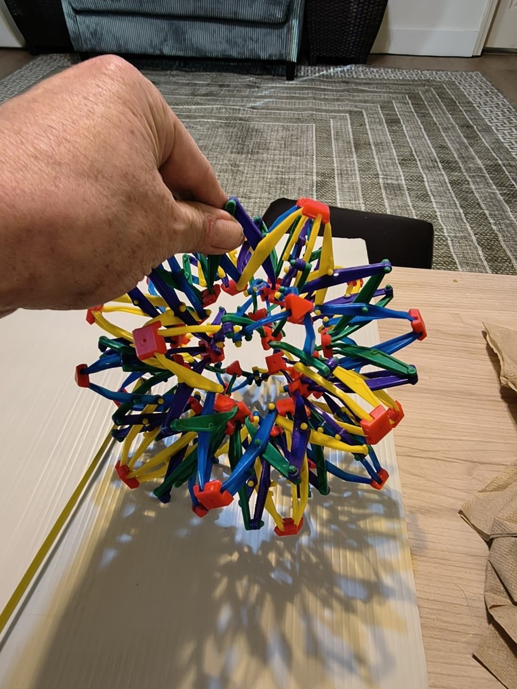 Hoberman Expanding Mini Sphere Toy