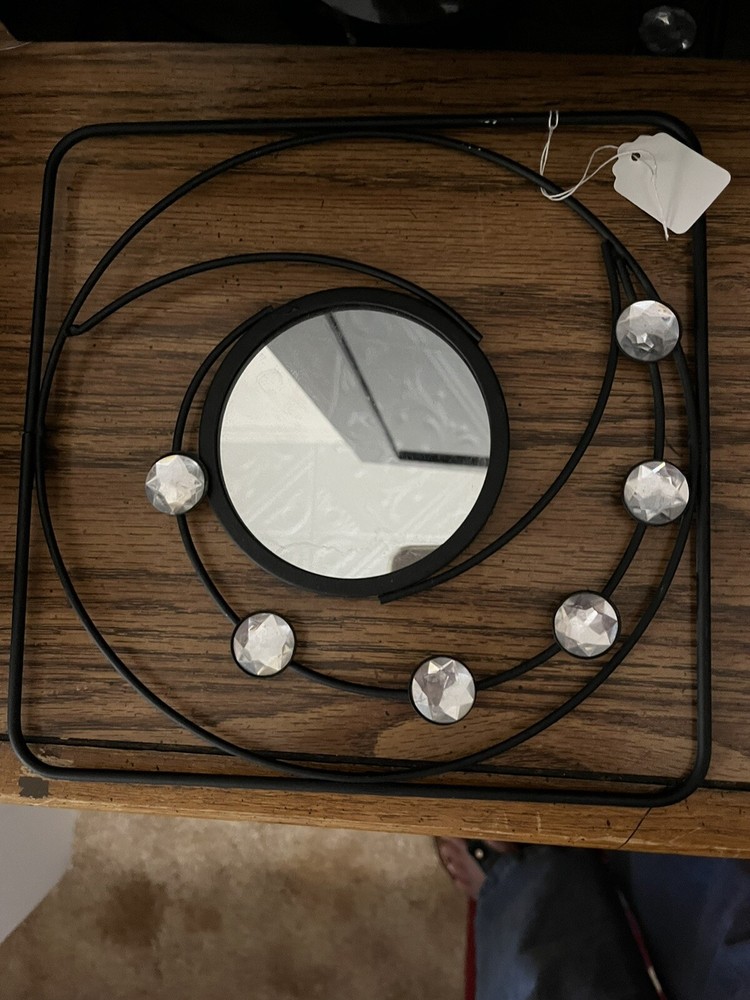 DECORATIVE FRAMED MIRROR metal Frame/beaded 9x9/mirror 3.5x3.5
