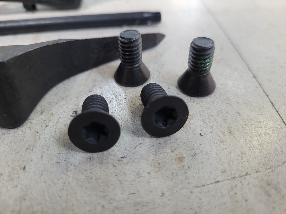 Tree Climbing Replacement Gaffs made by Klein Tools