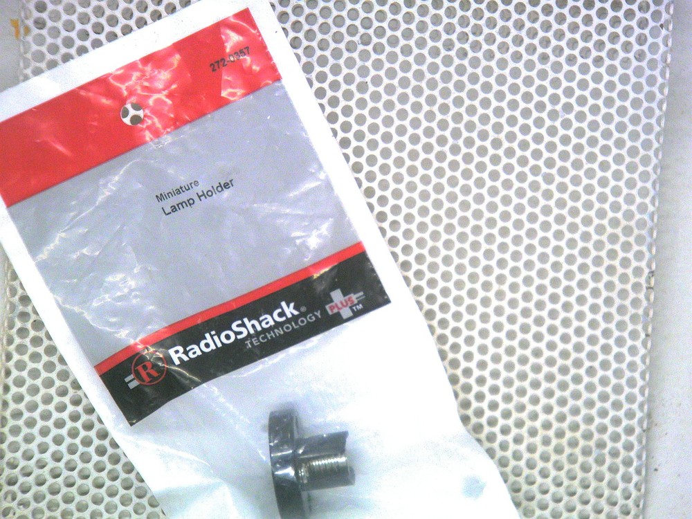 Radioshack 272-357 Miniature Lamp Holder E10 Screw Base