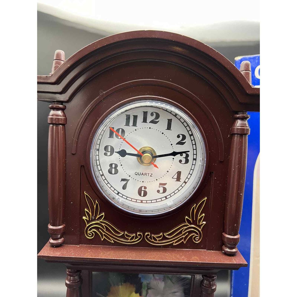 Vintage Optical Fiber Light with Clock Tabletop Grandfather Clock
