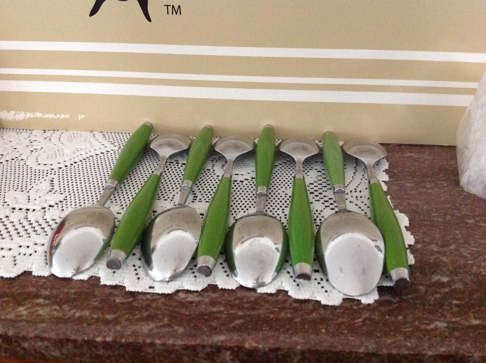 Preowned Discontinued (8) FIESTA SHAMROCK TABLESPOONS
