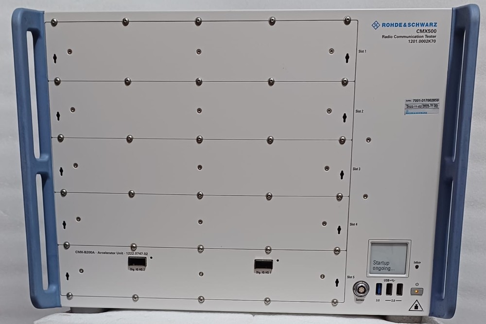 R&S CMX500 RADIO COMMUNICATION TESTER