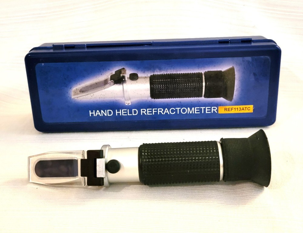HANDHELD BRIX REFRACTOMETER
