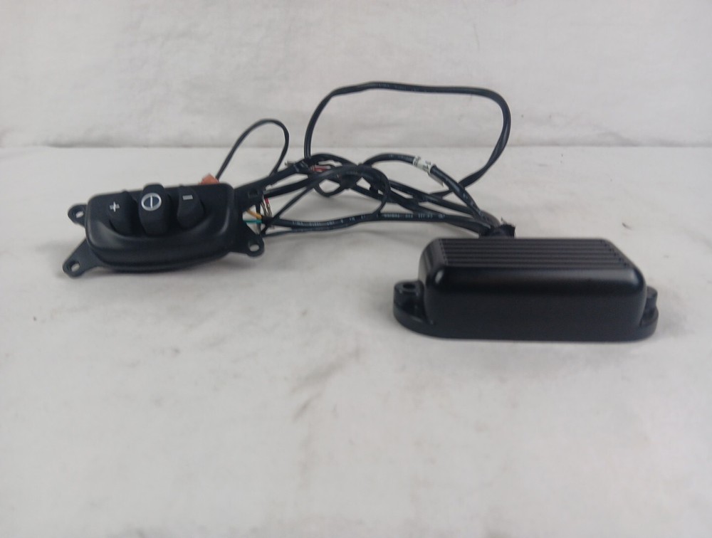 HARLEY DAVIDSON GENUINE 2011 AMP HARNESS & CONTROL 77207-11A
