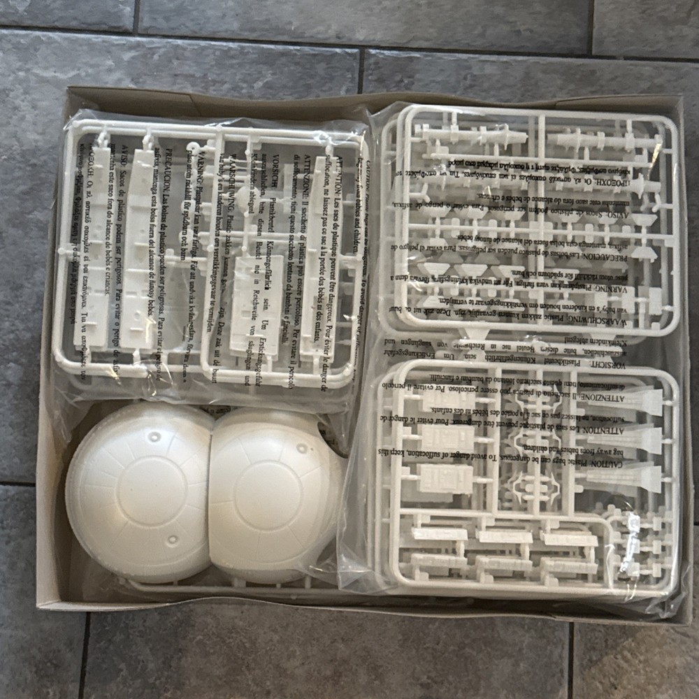 Moebius Models MOE2001-3 2001: A Space Odyssey Kit