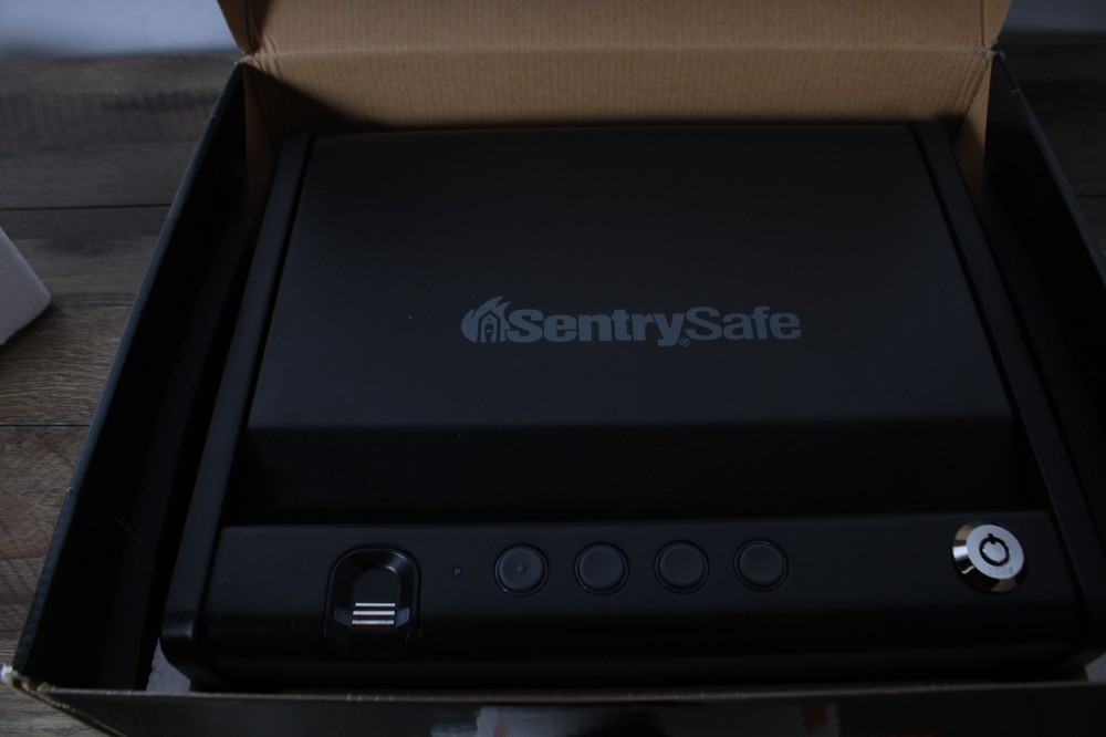 SentrySafe QAP1BE Quick Access Biometric Safe Fingerprint Lock Open Box