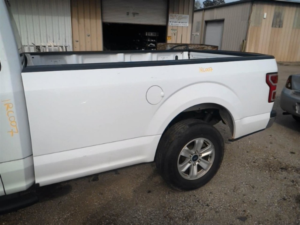 F150 2019 High Mounted Stop Light 104820185